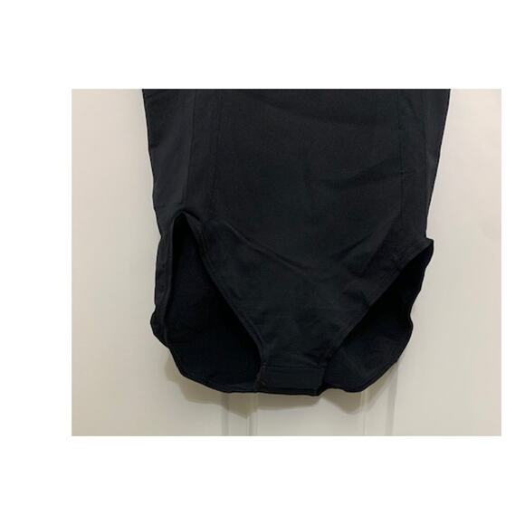 Spanx Women's Oncore High-Waisted Briefs Shapewear Slimming Small New - Picture 4 of 7